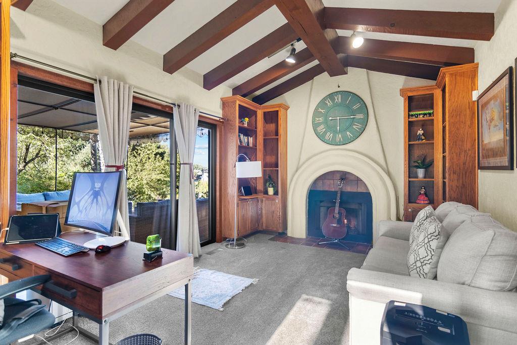 10722 Rawles Rd, Oakdale, CA 95361