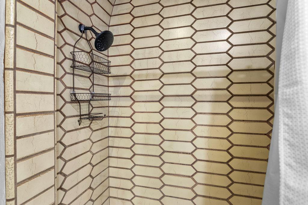 10722 Rawles Rd, Oakdale, CA 95361