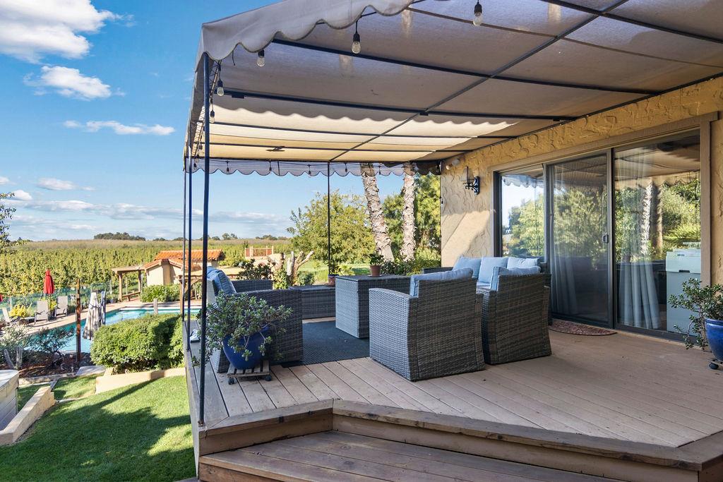 10722 Rawles Rd, Oakdale, CA 95361