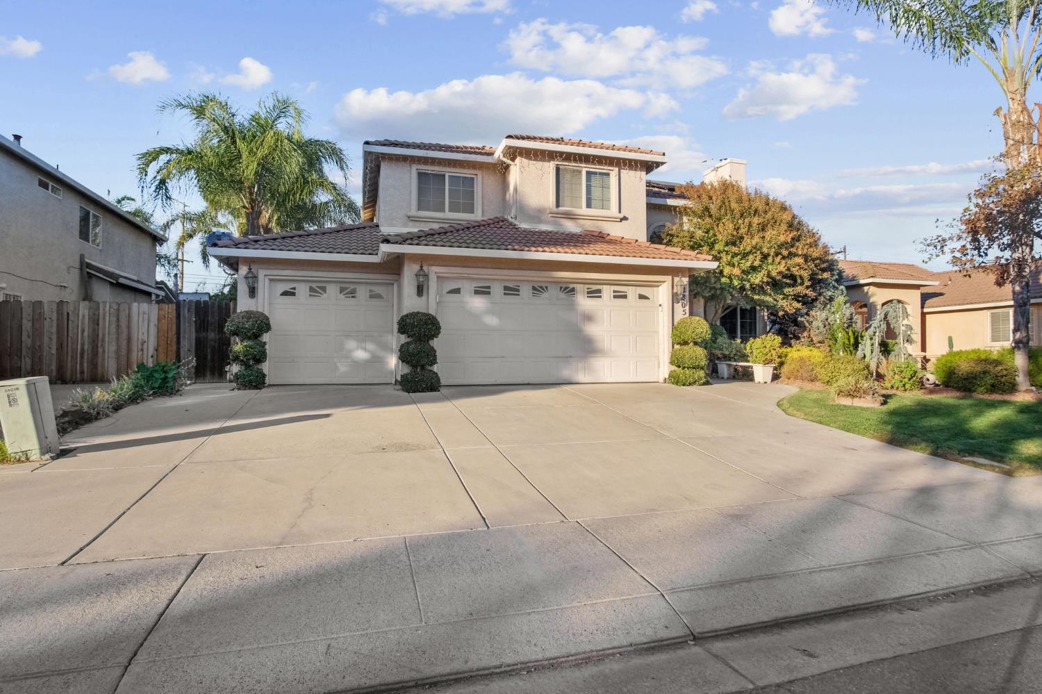 2805 Medinah Way, Modesto, CA 95355