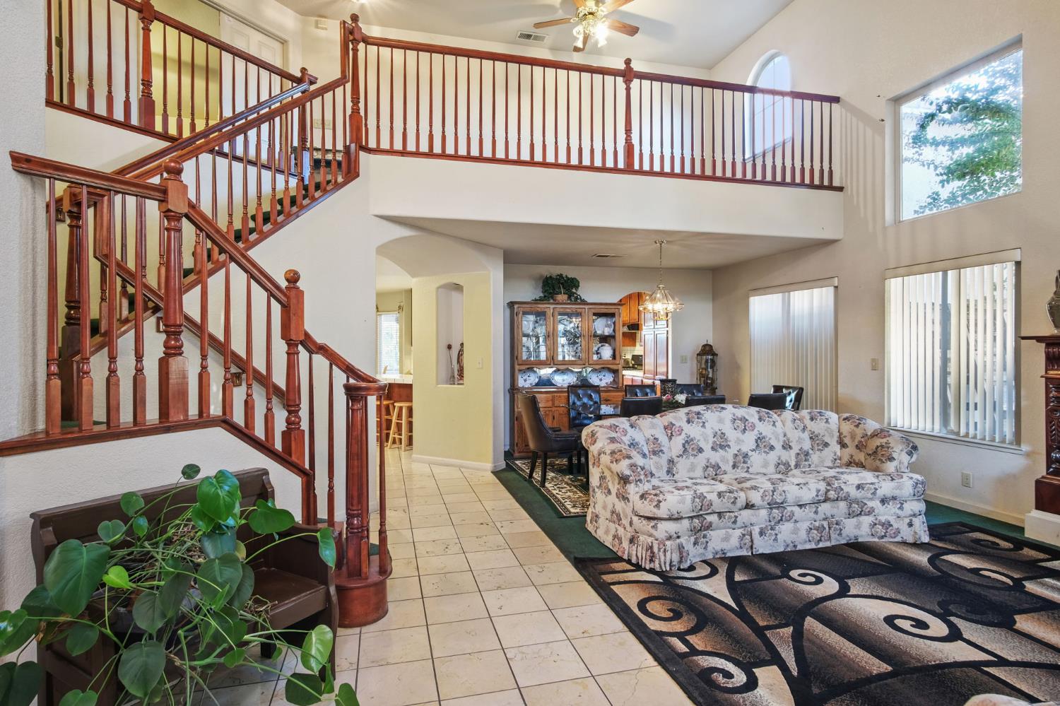 2805 Medinah Way, Modesto, CA 95355