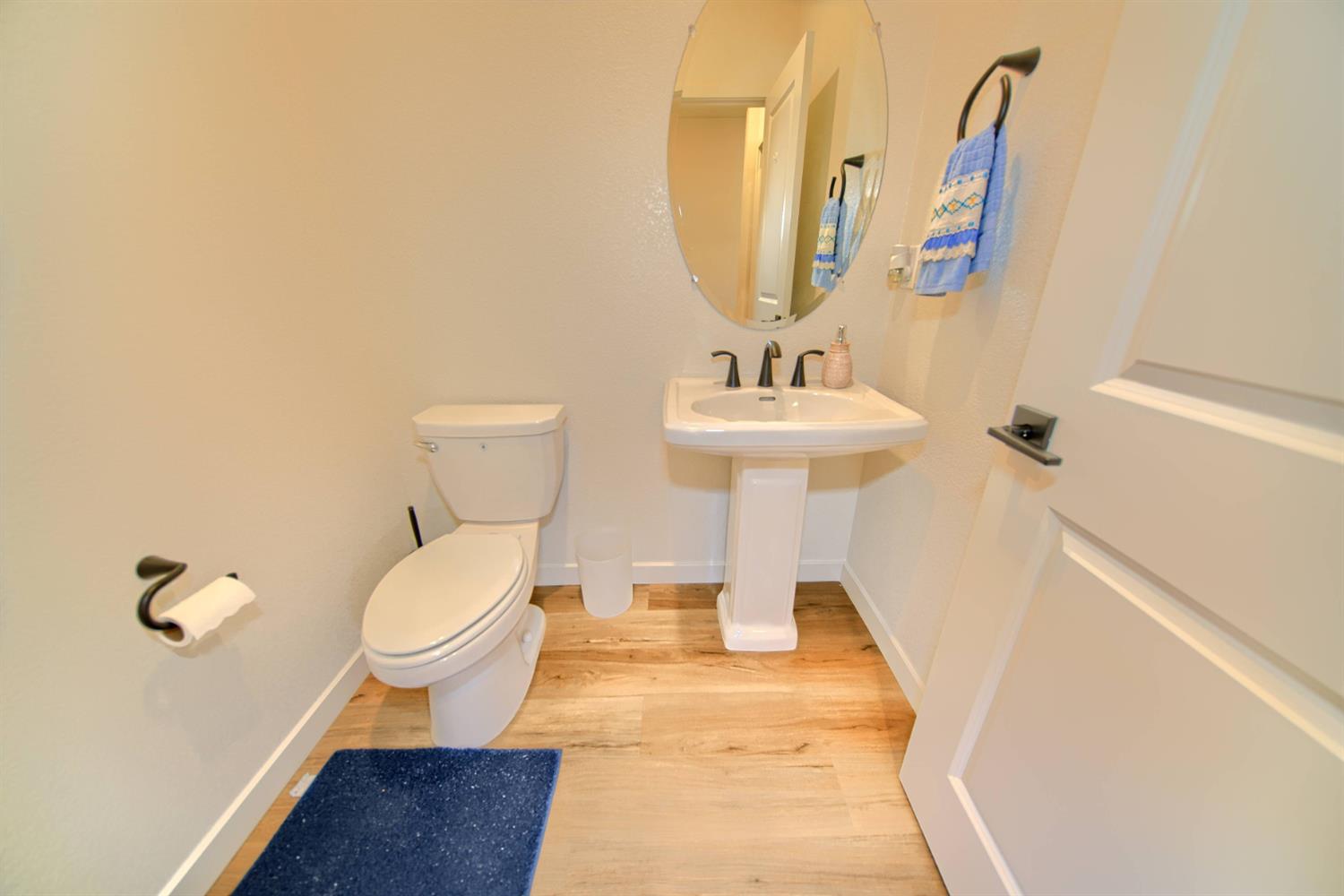 2132 Emerald Ranch Rd, Patterson, CA 95363