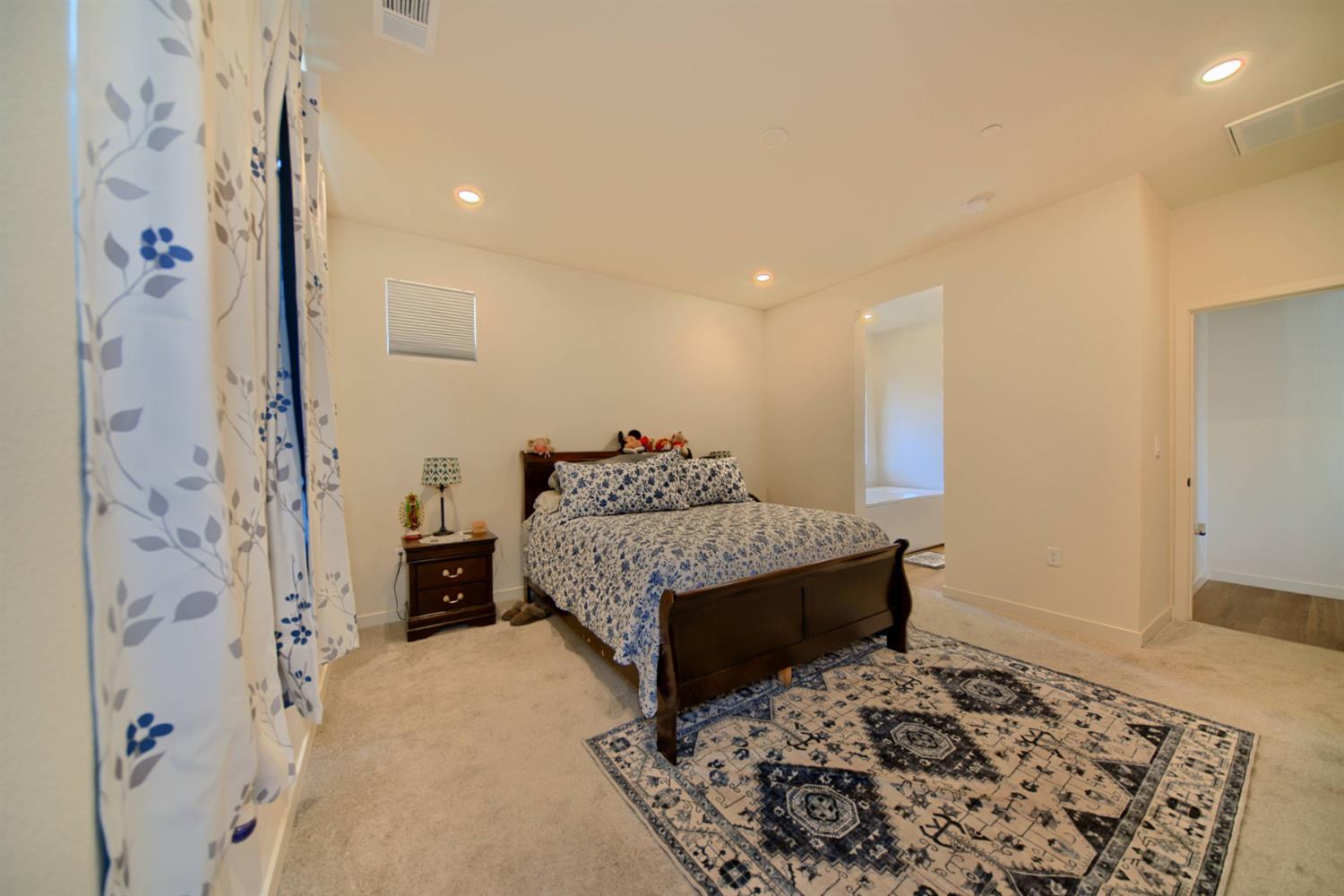 2132 Emerald Ranch Rd, Patterson, CA 95363