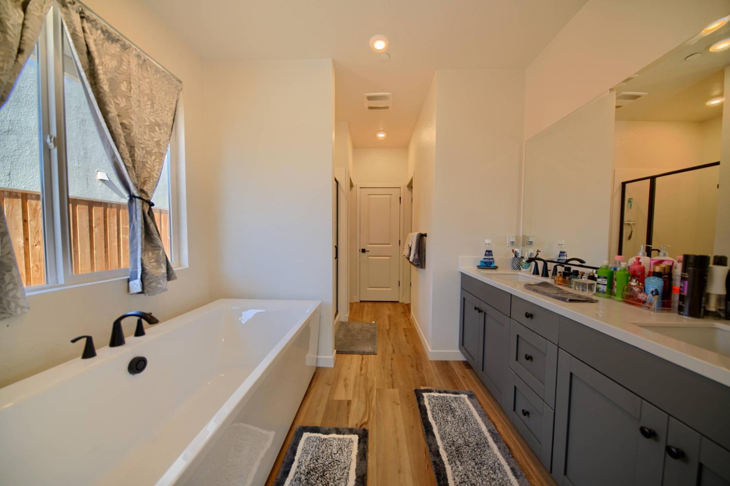 2132 Emerald Ranch Rd, Patterson, CA 95363