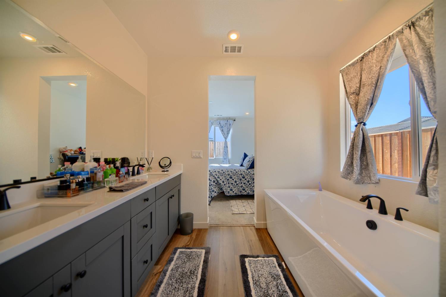 2132 Emerald Ranch Rd, Patterson, CA 95363