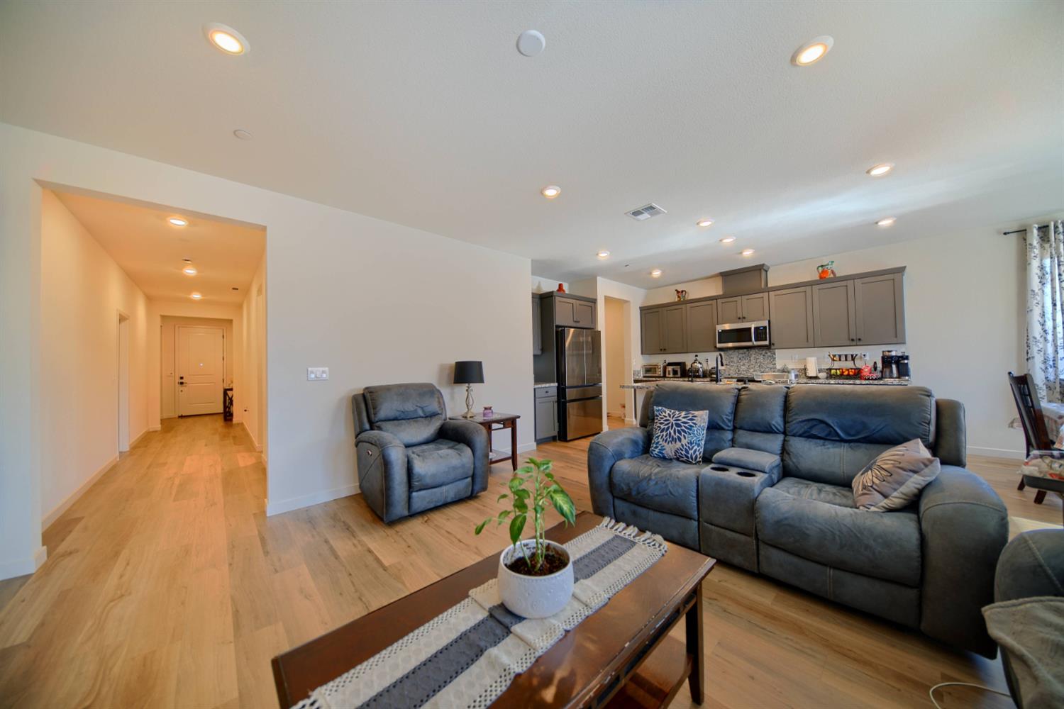 2132 Emerald Ranch Rd, Patterson, CA 95363