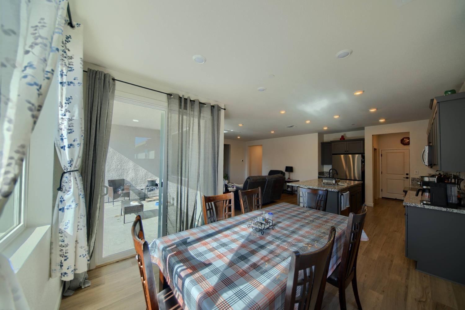 2132 Emerald Ranch Rd, Patterson, CA 95363