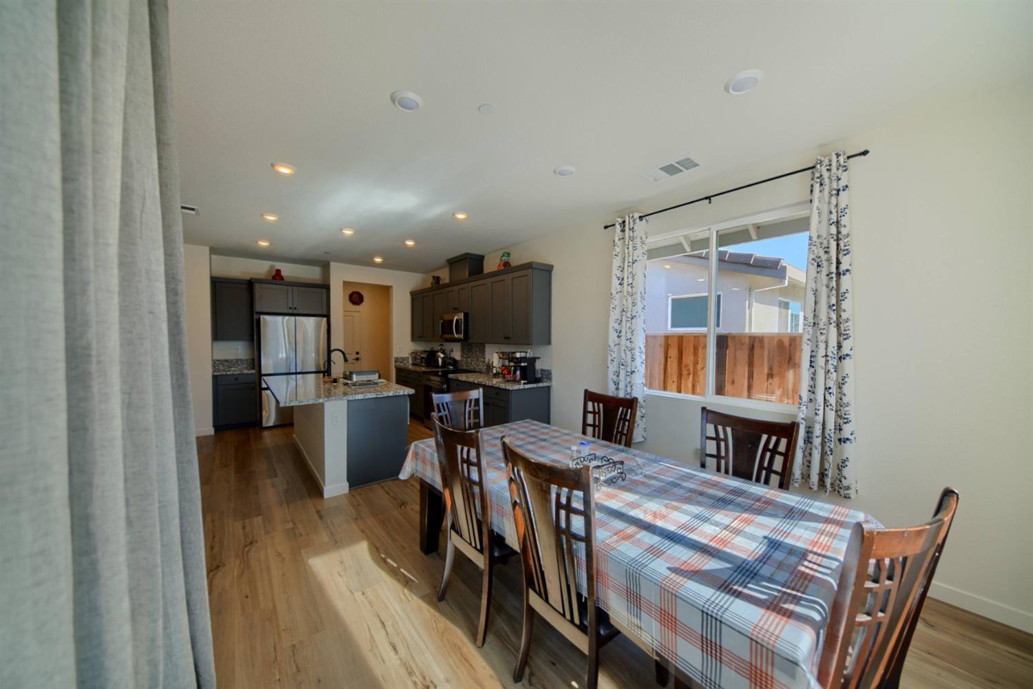 2132 Emerald Ranch Rd, Patterson, CA 95363