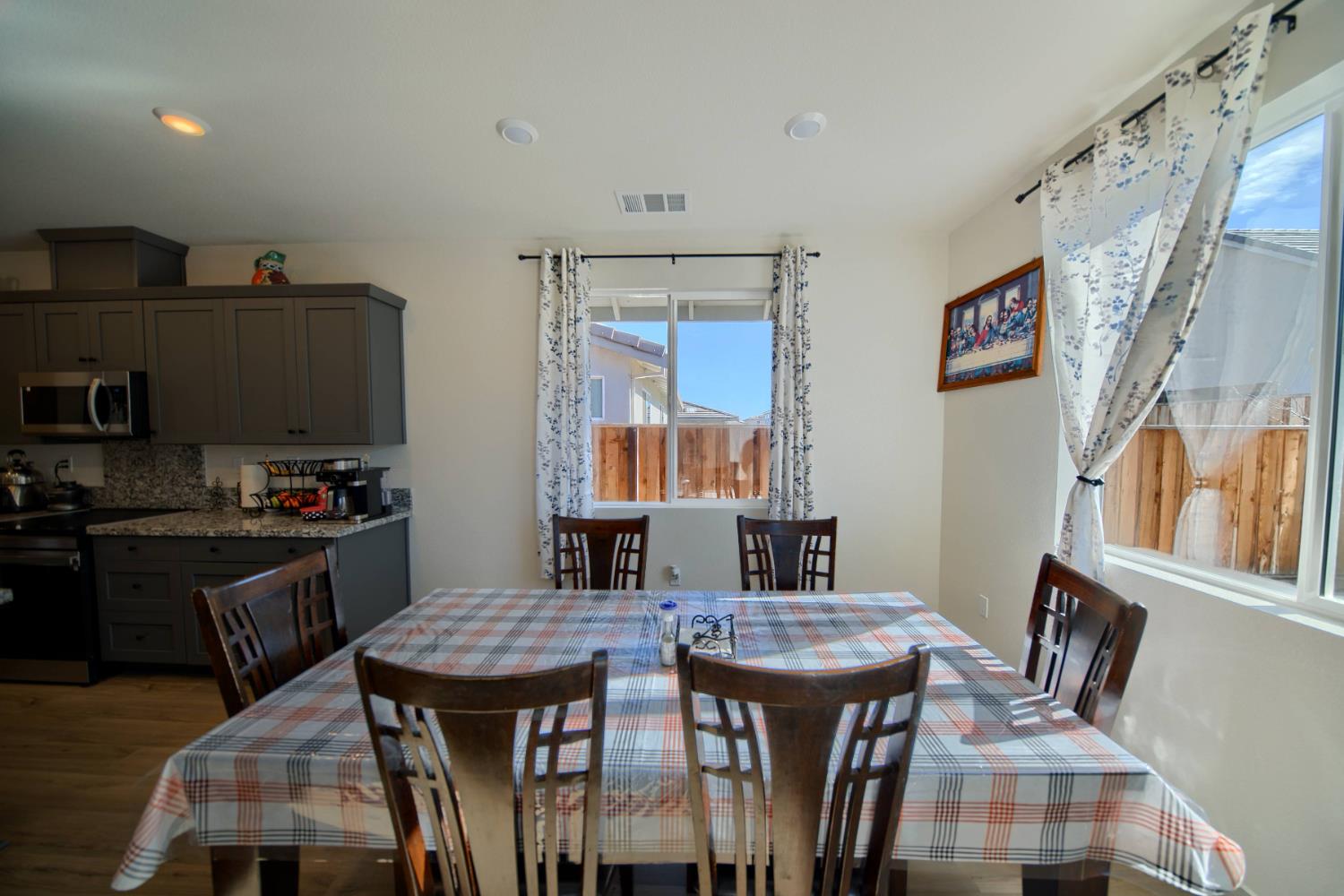 2132 Emerald Ranch Rd, Patterson, CA 95363