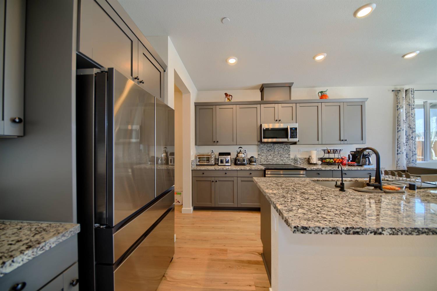 2132 Emerald Ranch Rd, Patterson, CA 95363