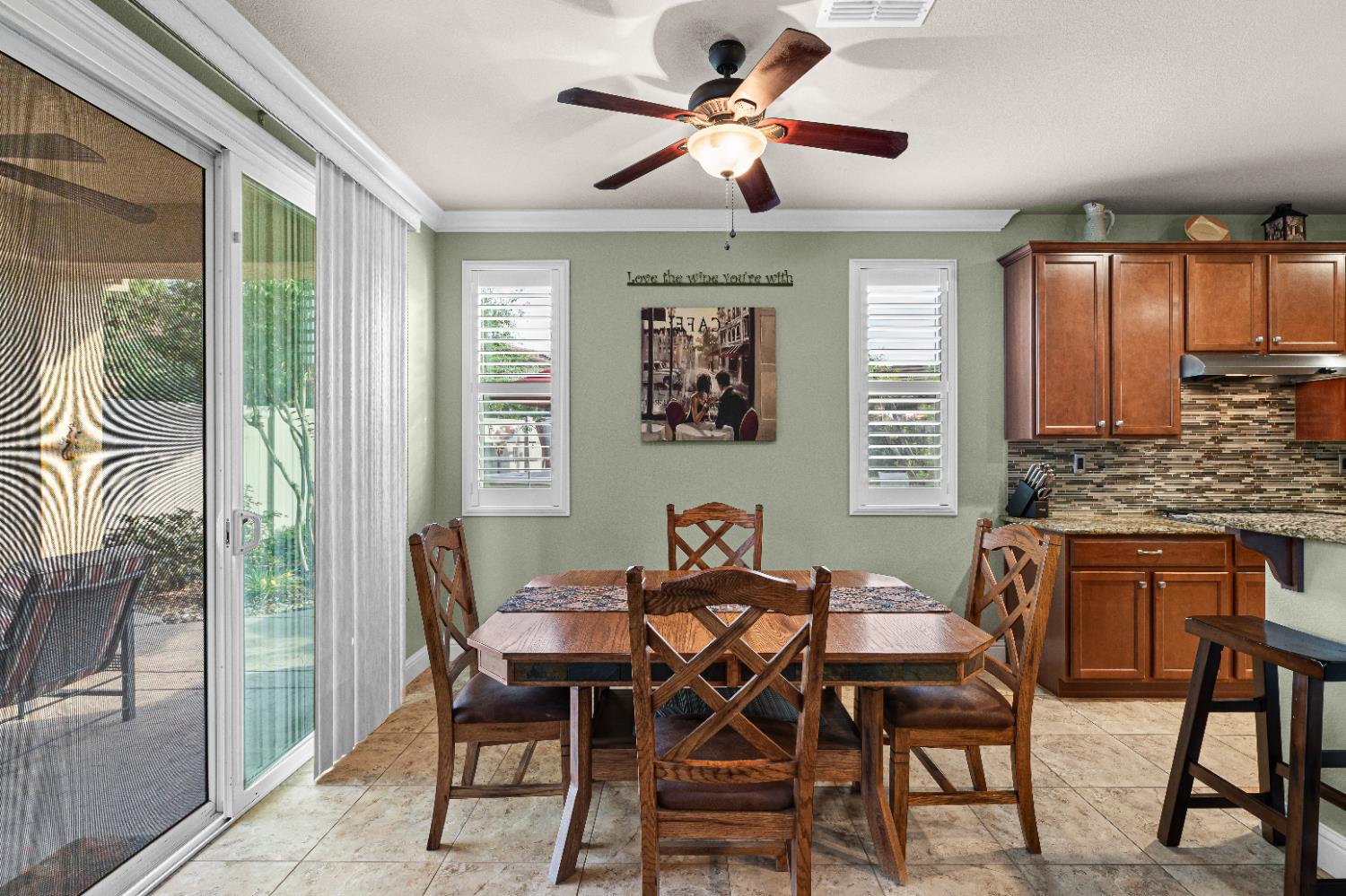 2494 Redbud Way, Manteca, CA 95336