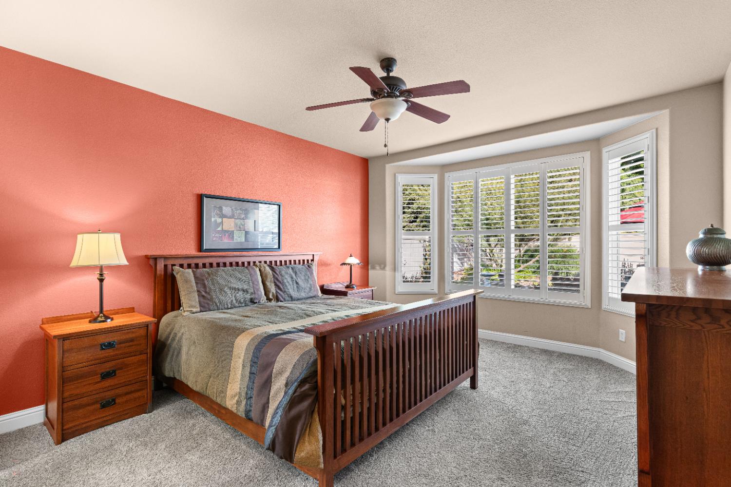 2494 Redbud Way, Manteca, CA 95336