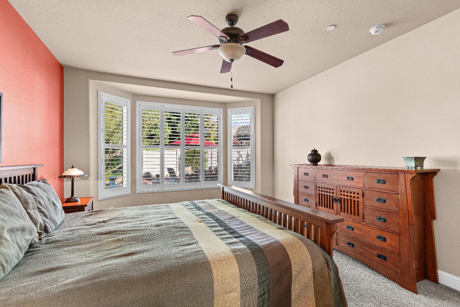 2494 Redbud Way, Manteca, CA 95336