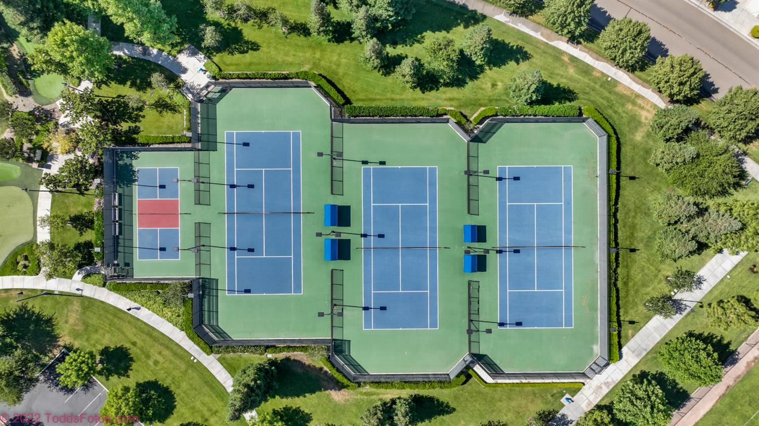 2494 Redbud Way, Manteca, CA 95336