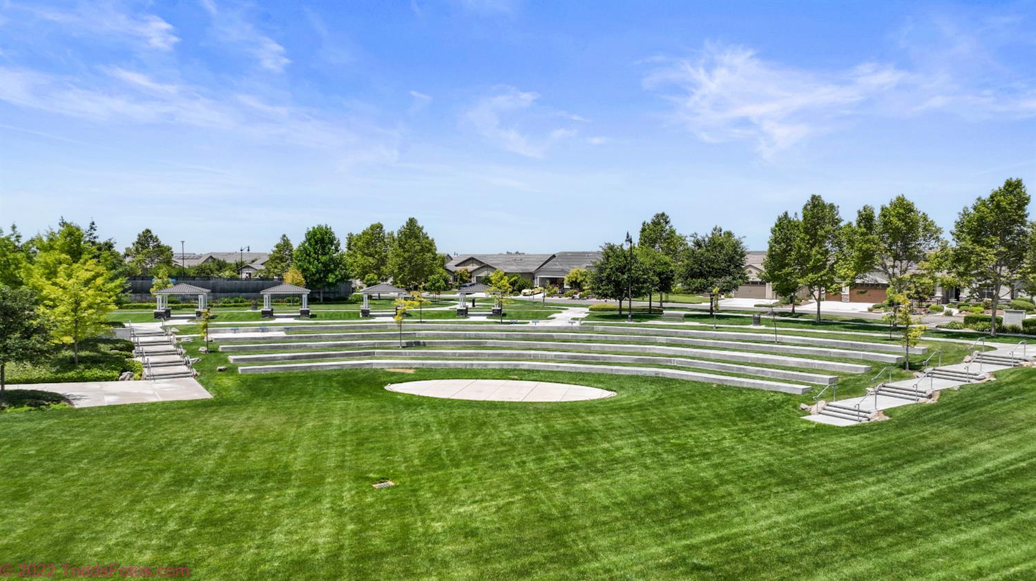 2494 Redbud Way, Manteca, CA 95336