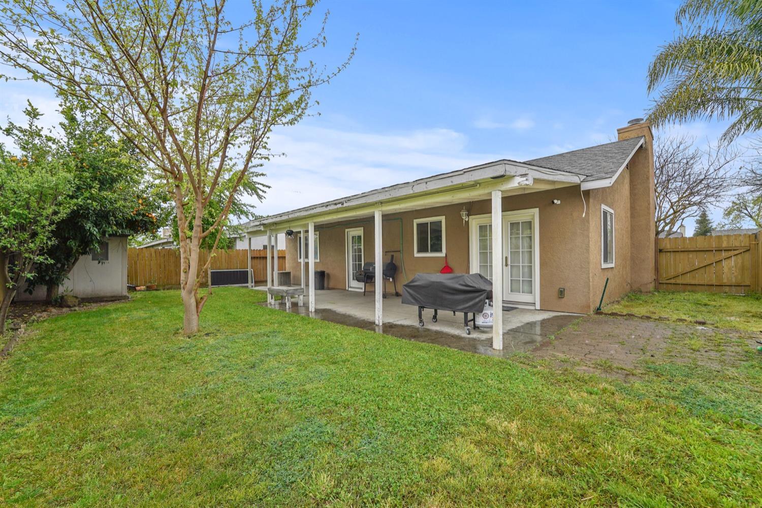 3424 Penny Ln, Modesto, CA 95354