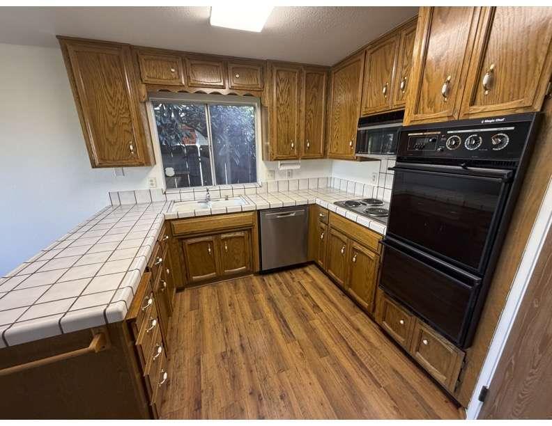 3413 Wild Palms Dr, Modesto, CA 95355