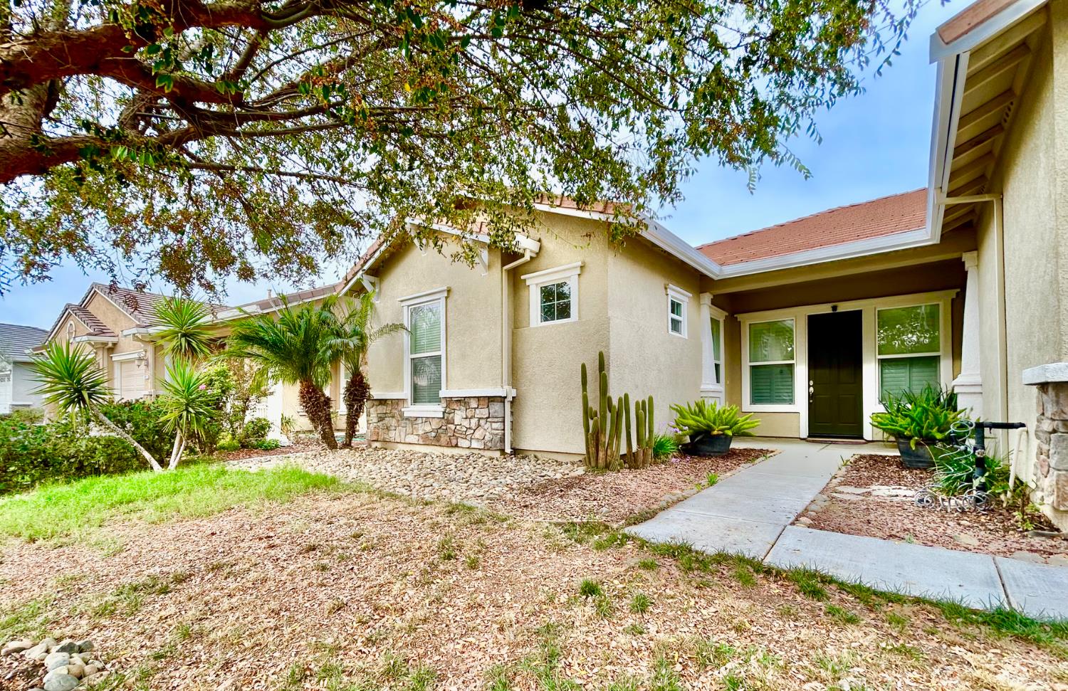 317 Northampton Way, Newman, CA 95360