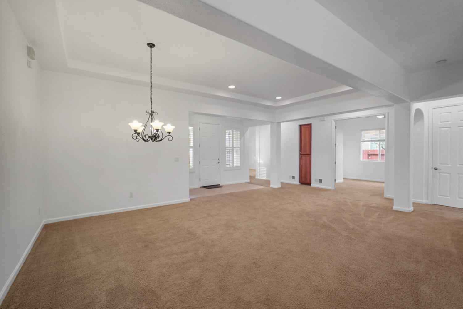 317 Northampton Way, Newman, CA 95360