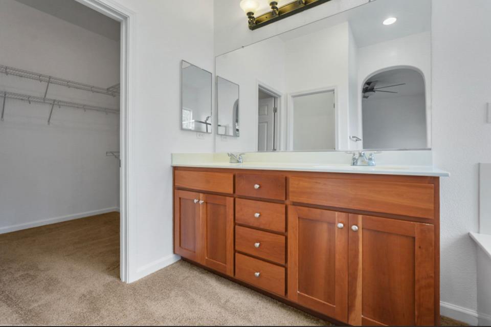 317 Northampton Way, Newman, CA 95360