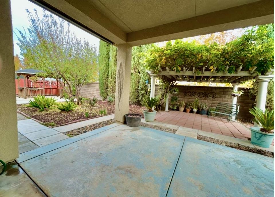 317 Northampton Way, Newman, CA 95360