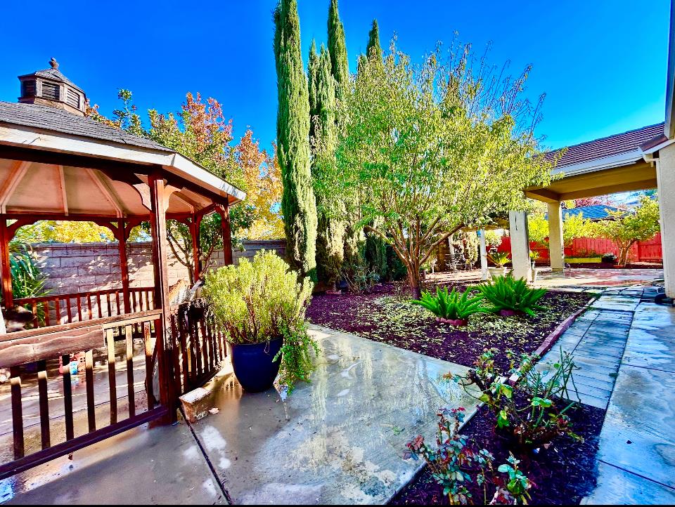 317 Northampton Way, Newman, CA 95360