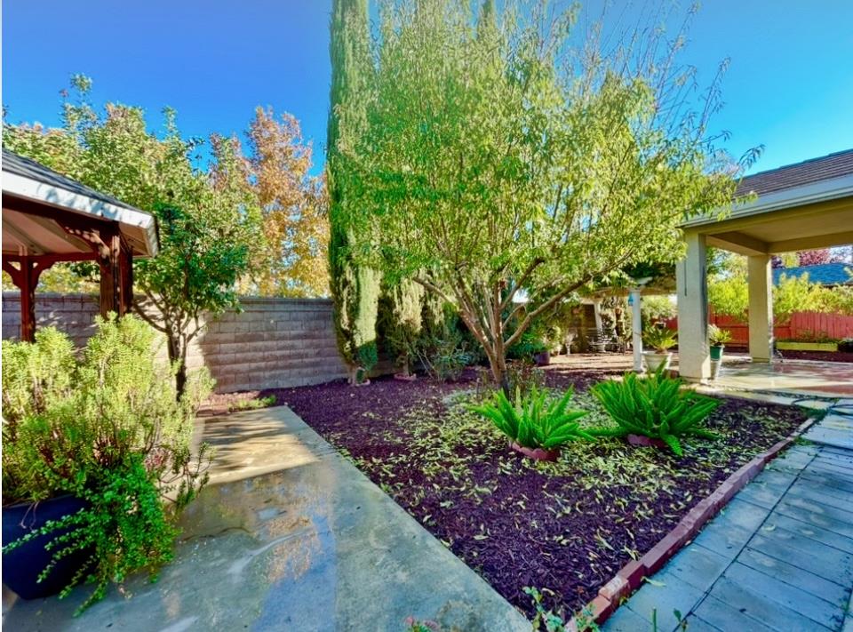 317 Northampton Way, Newman, CA 95360