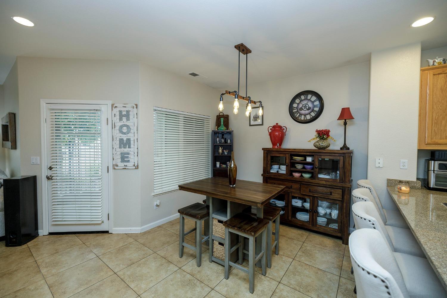 5303 Spaulding Ct, Riverbank, CA 95367