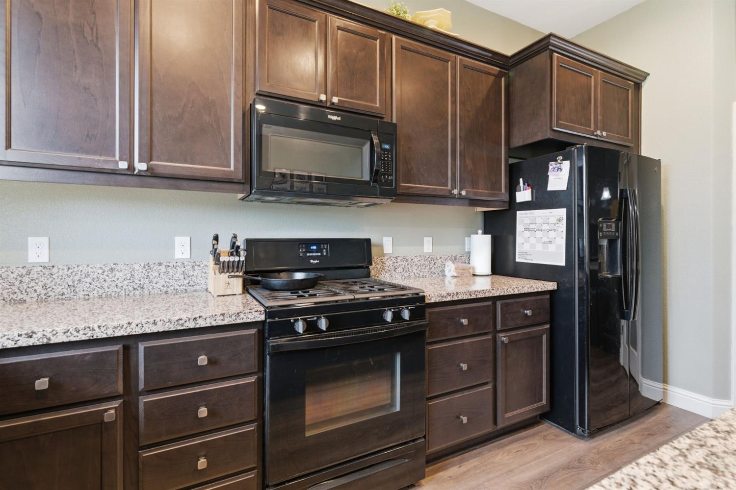 2532 Branden Pl, Manteca, CA 95337