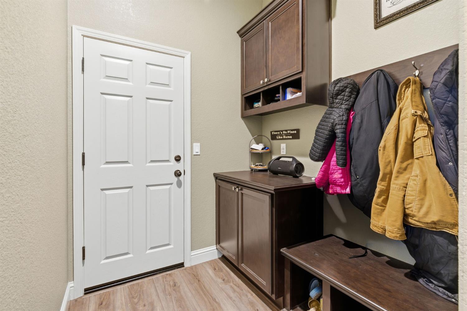 2532 Branden Pl, Manteca, CA 95337