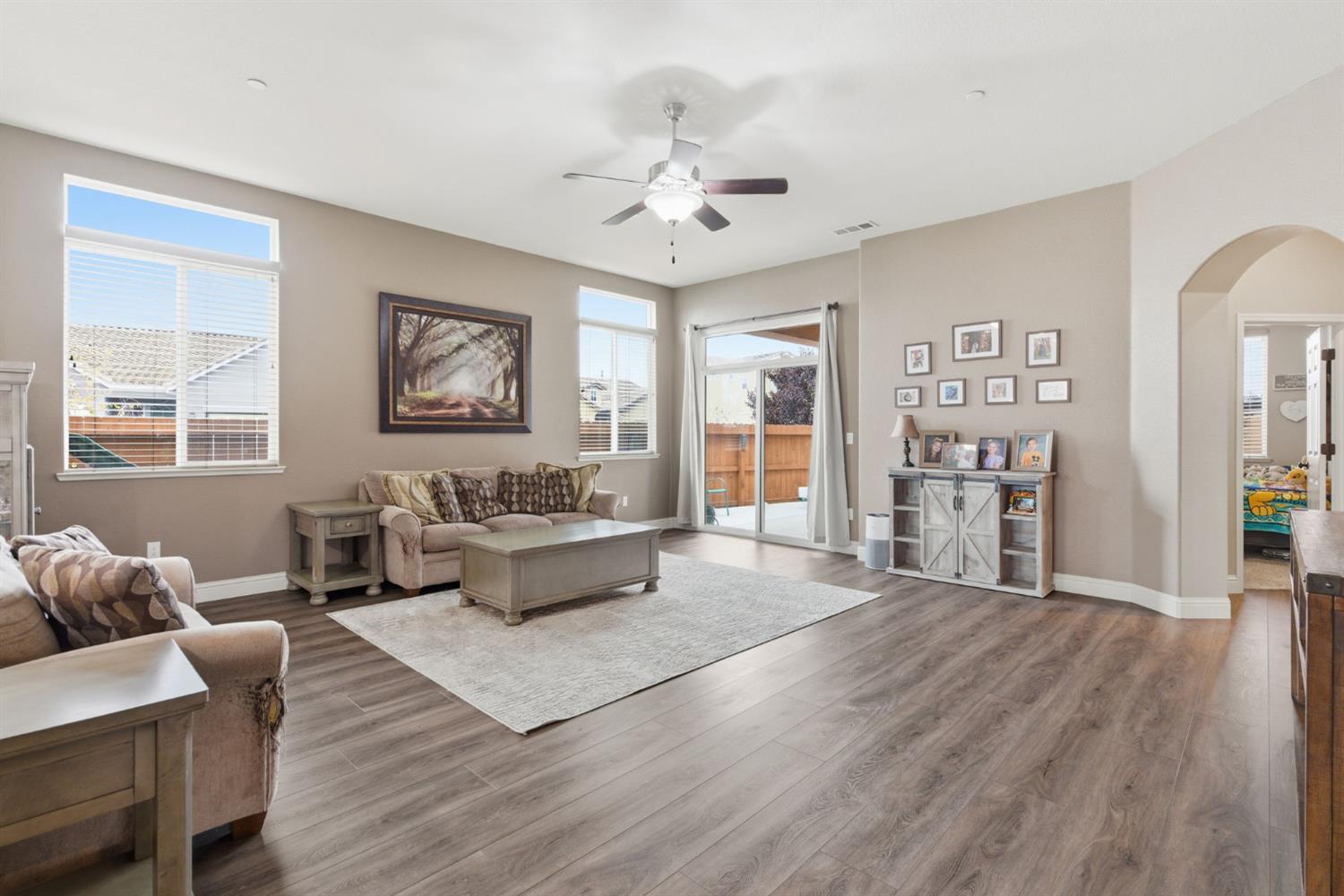 2532 Branden Pl, Manteca, CA 95337