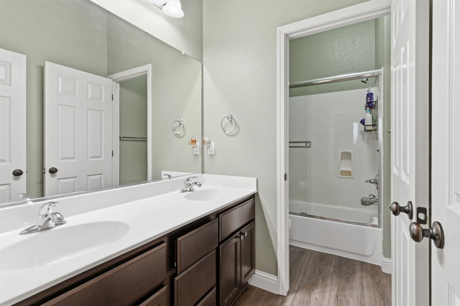 2532 Branden Pl, Manteca, CA 95337