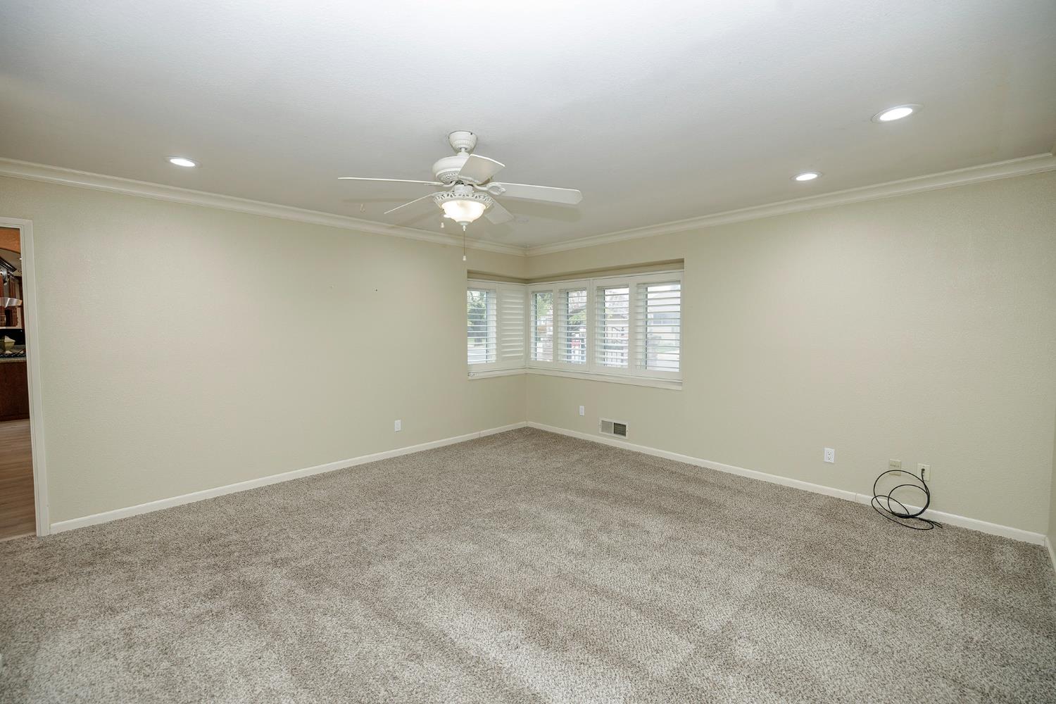 2410 Sherwood Ave, Modesto, CA 95350