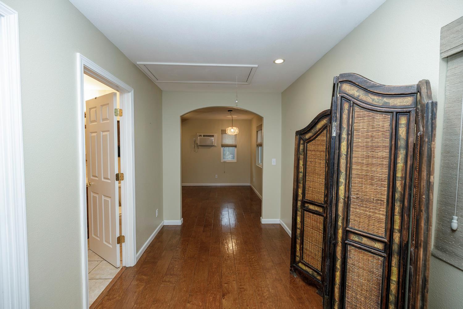 2410 Sherwood Ave, Modesto, CA 95350