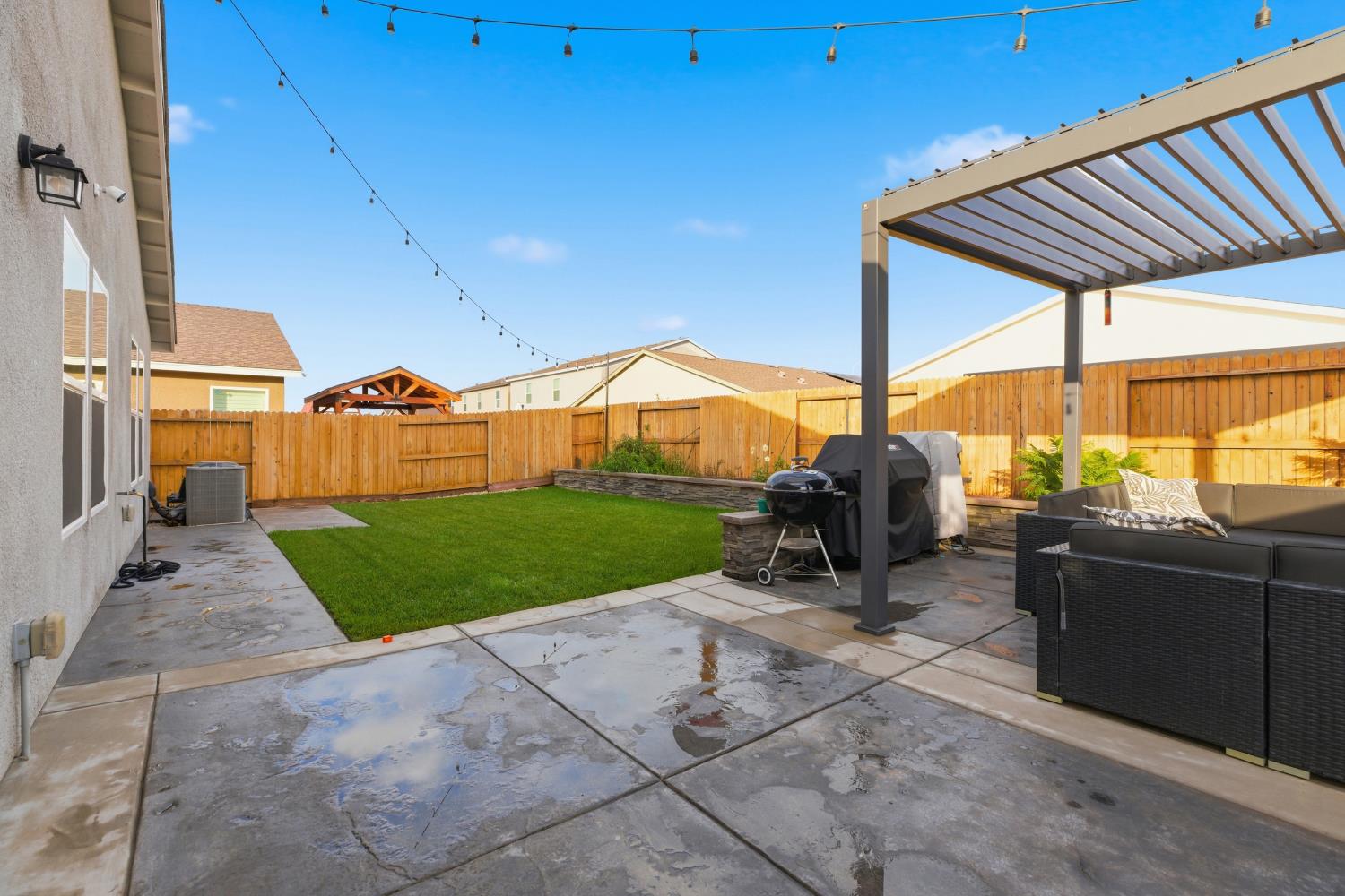 6218 Panda Way, Riverbank, CA 95367