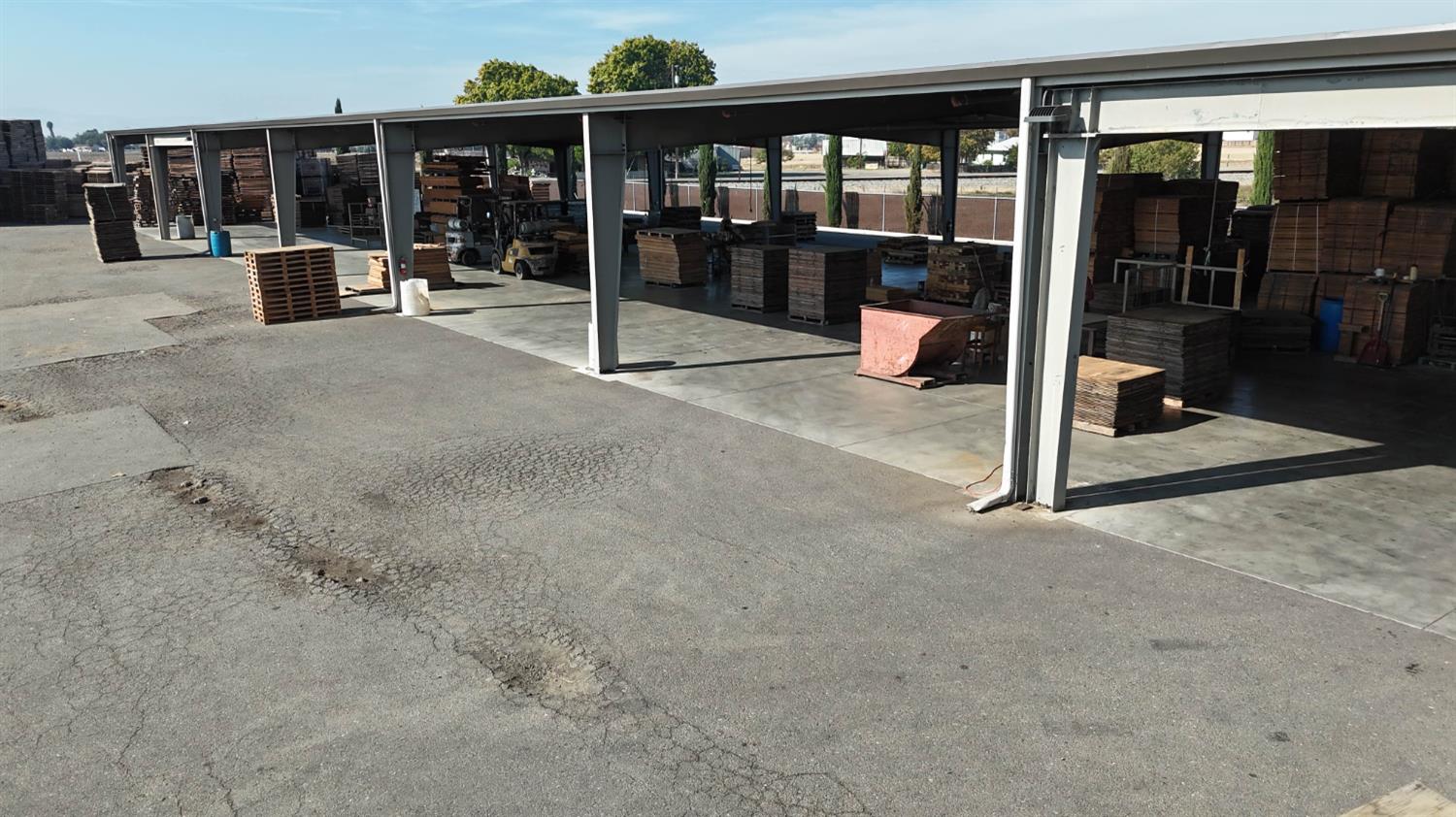 2161 L St, Newman, CA 95360