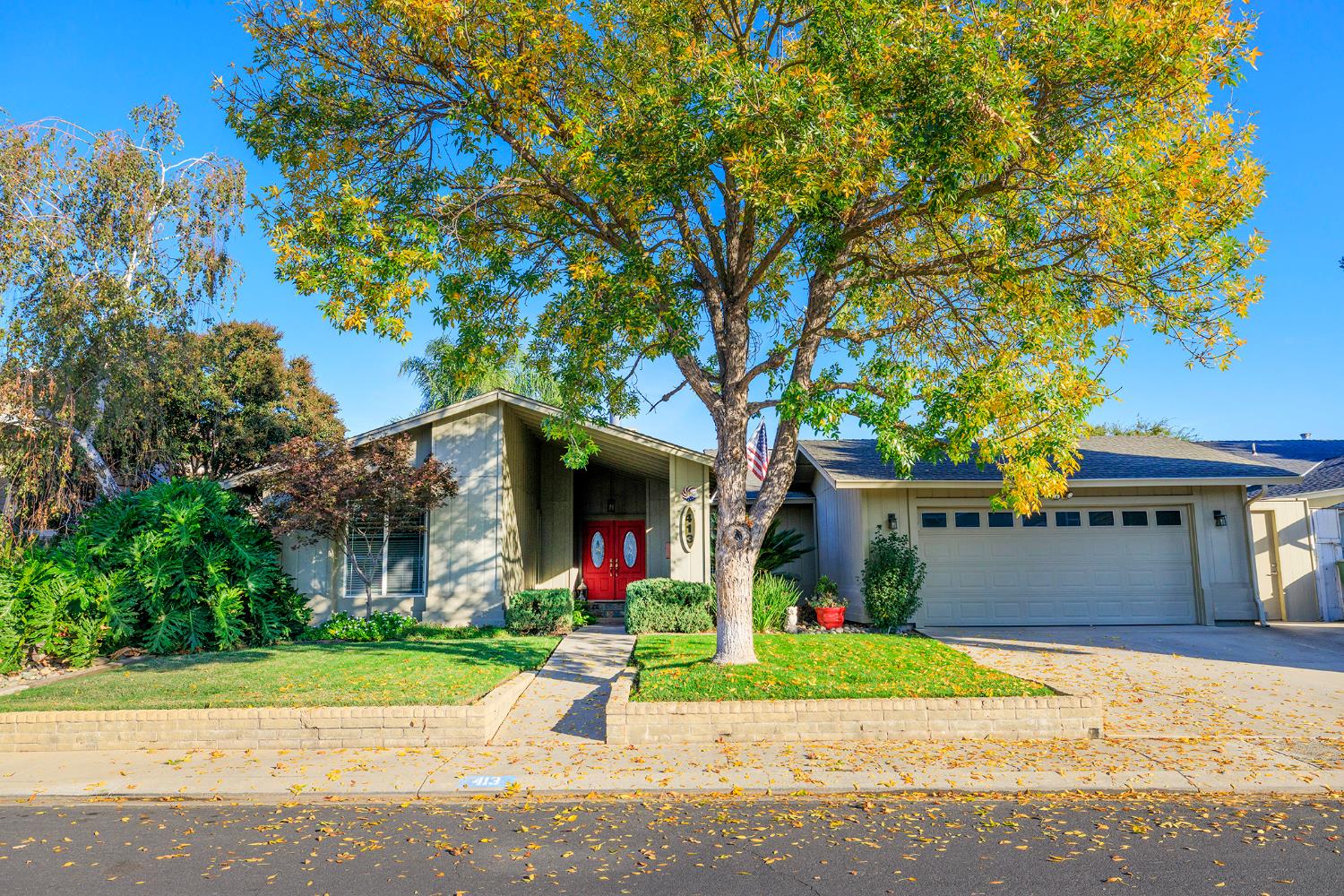 413 Redford Ln, Modesto, CA 95350