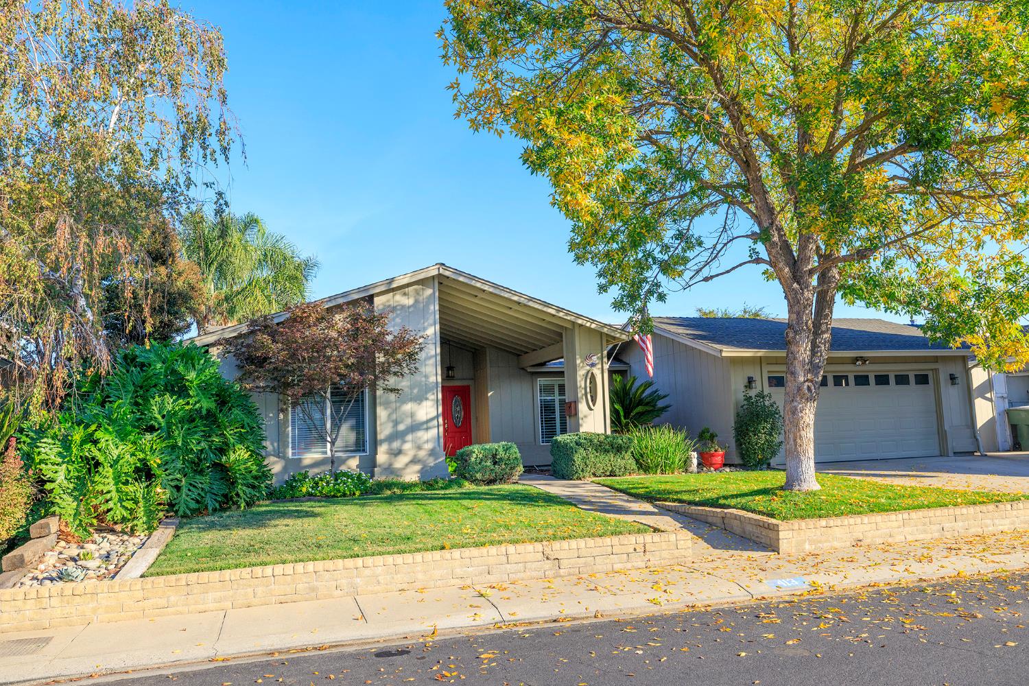 413 Redford Ln, Modesto, CA 95350