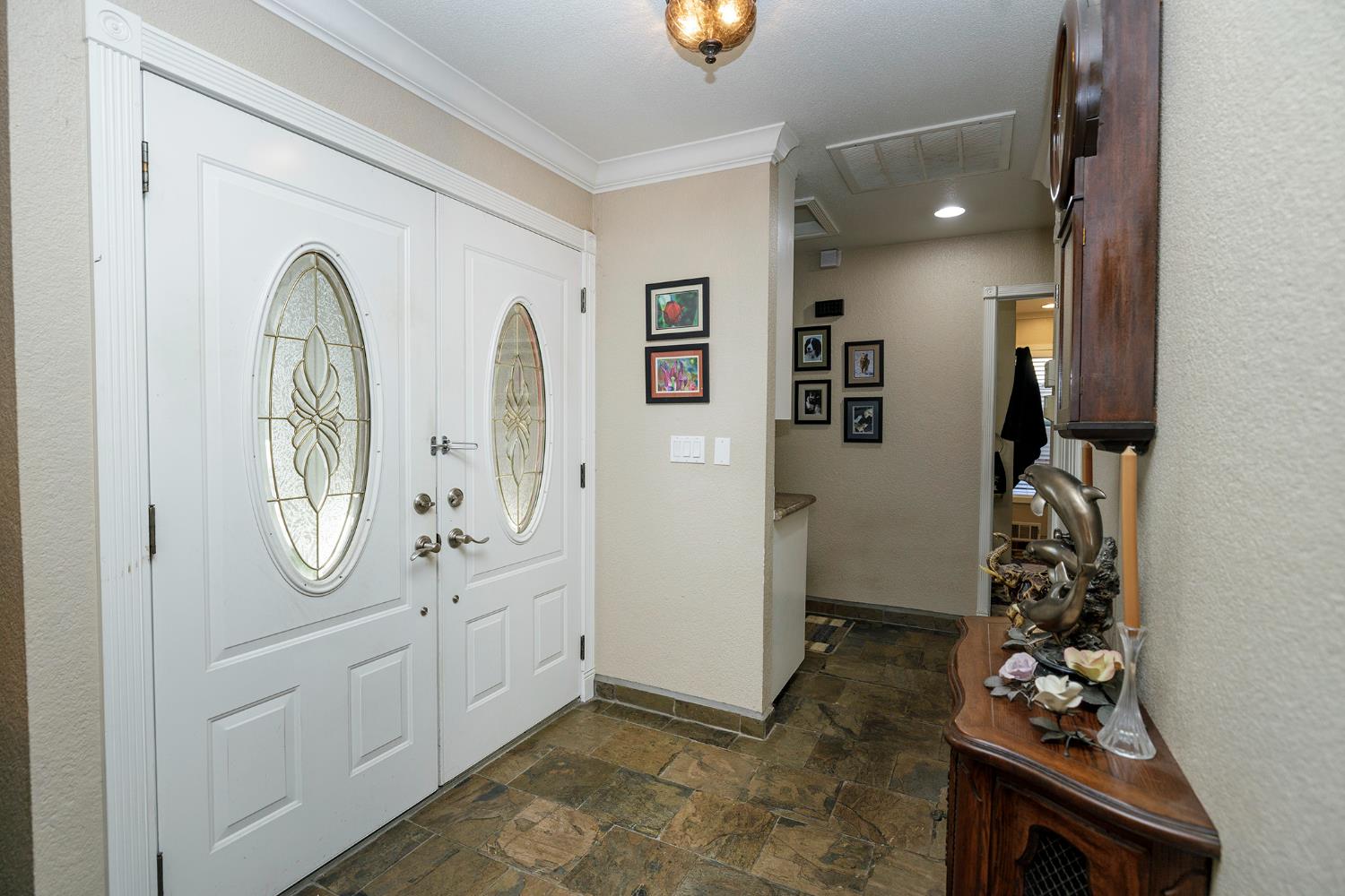 413 Redford Ln, Modesto, CA 95350