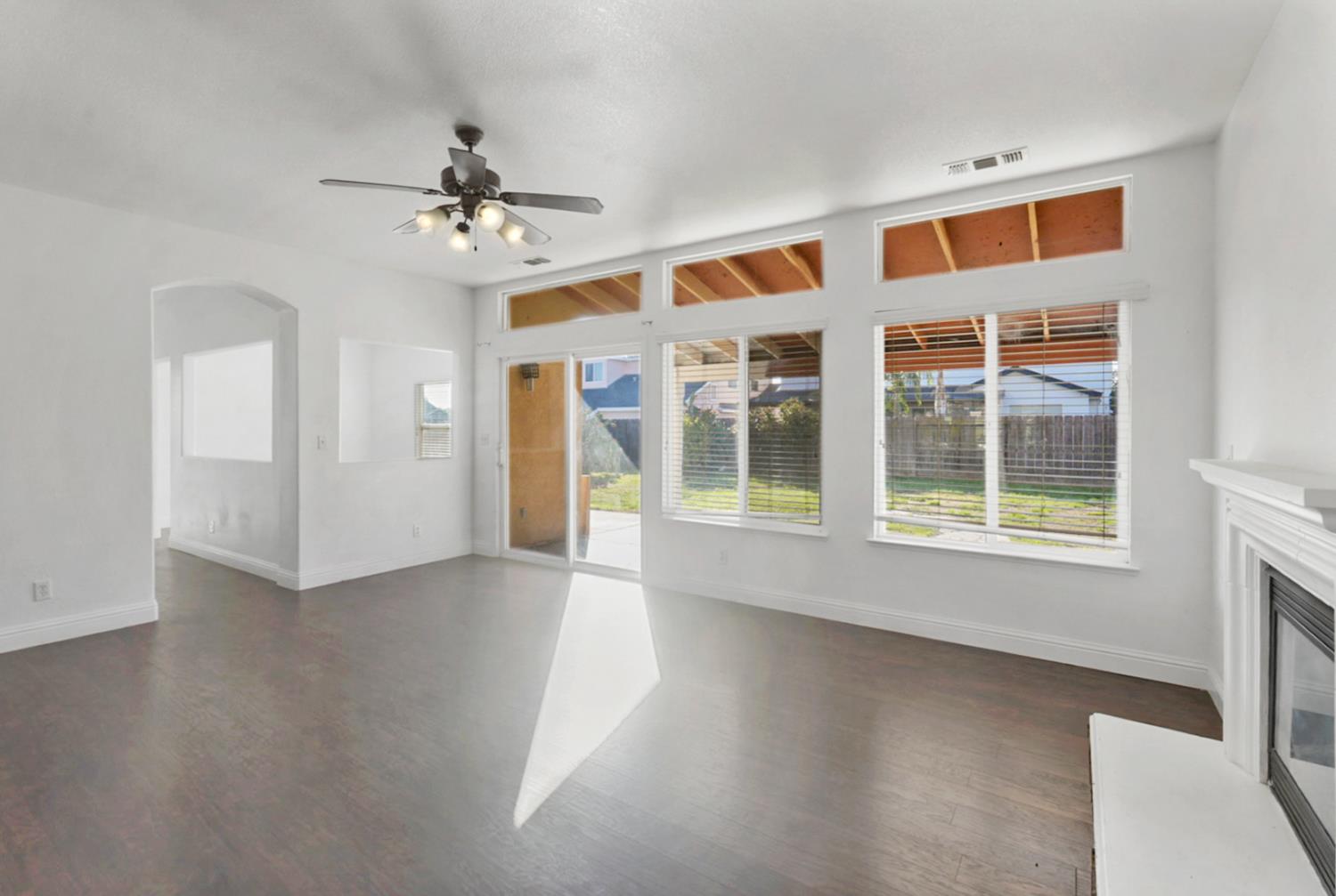 3258 Lemmons St, Riverbank, CA 95367