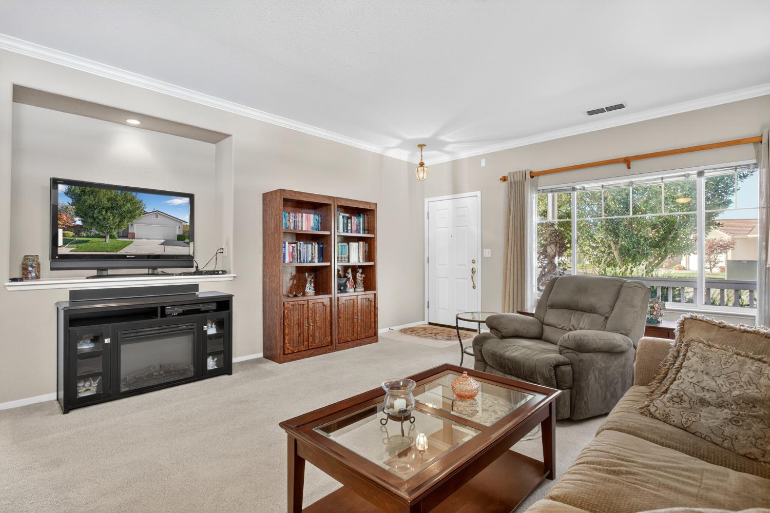 3200 Spring Garden Dr, Turlock, CA 95382