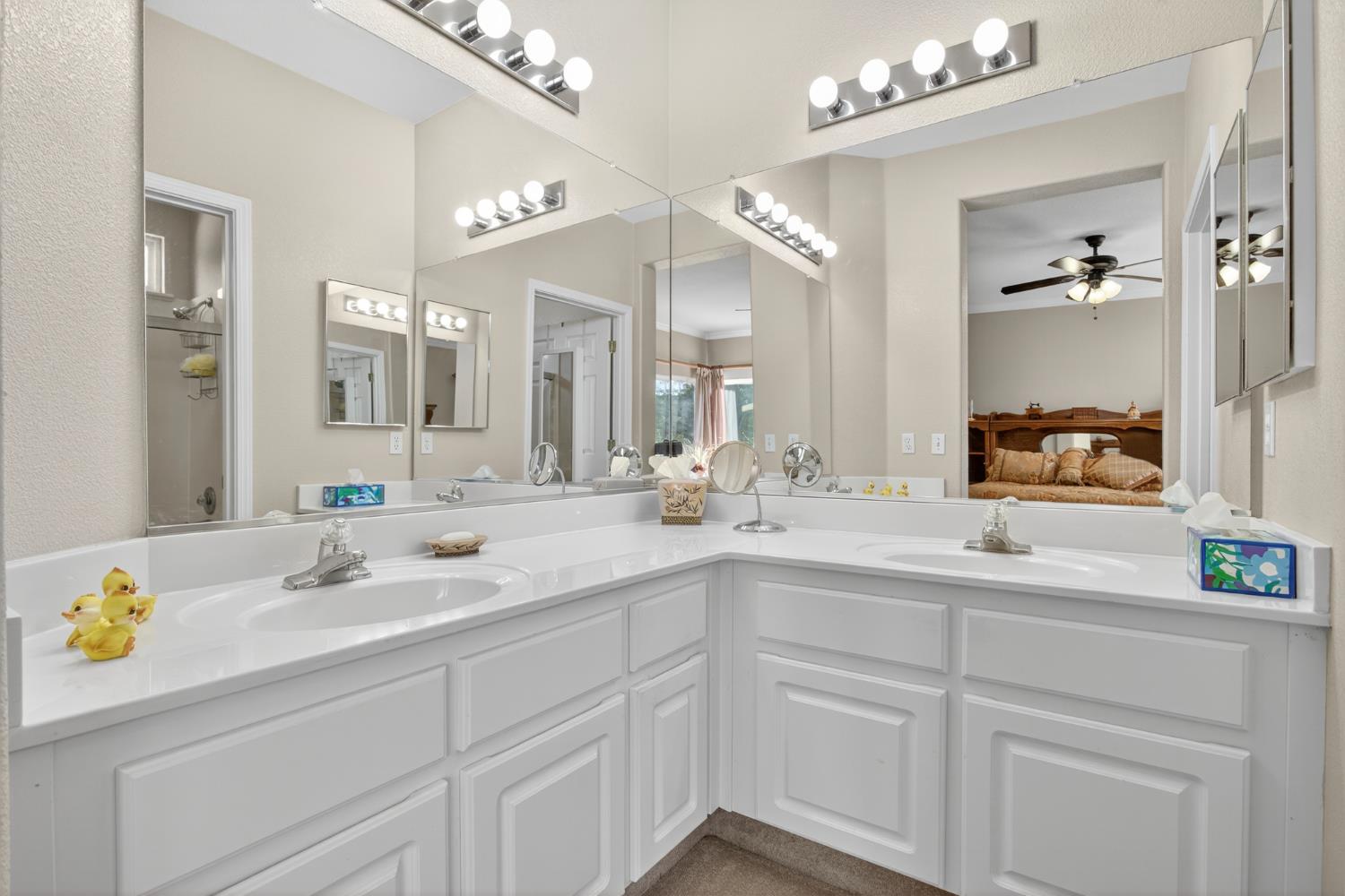 3200 Spring Garden Dr, Turlock, CA 95382