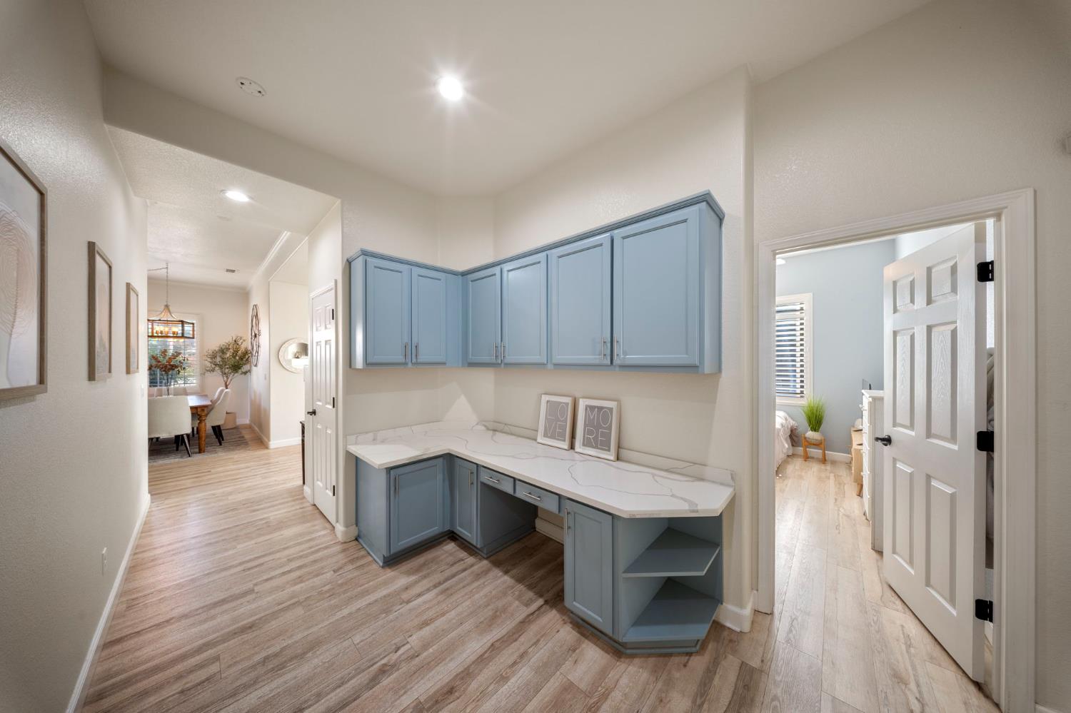 214 Osborne Ct, Ripon, CA 95366