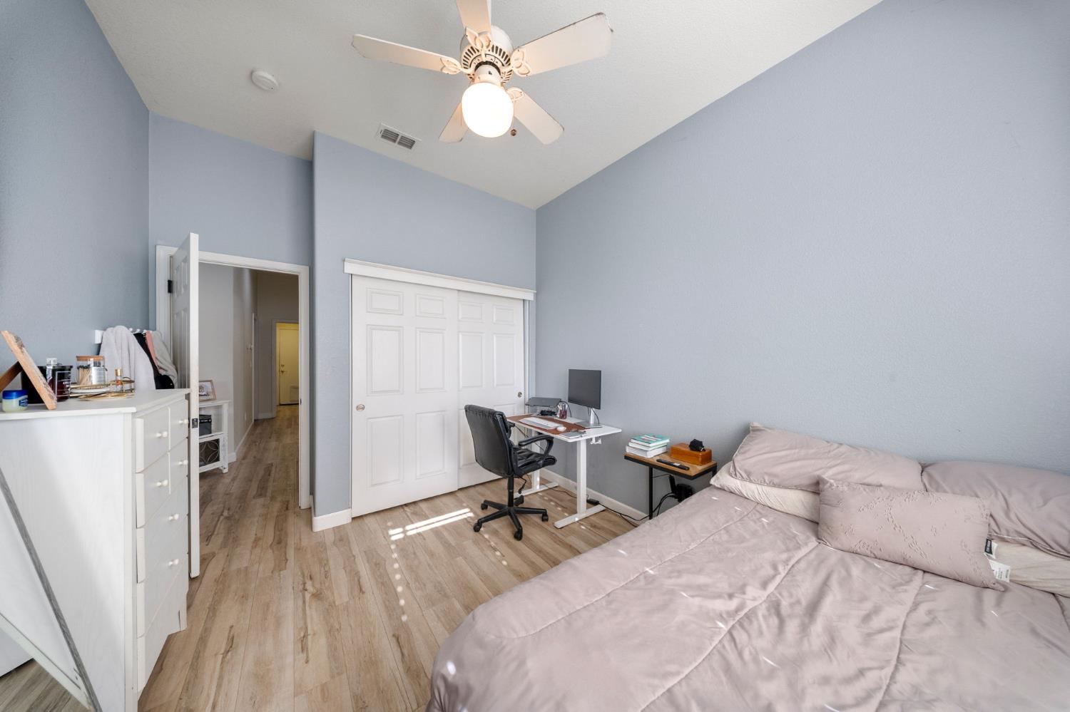 214 Osborne Ct, Ripon, CA 95366