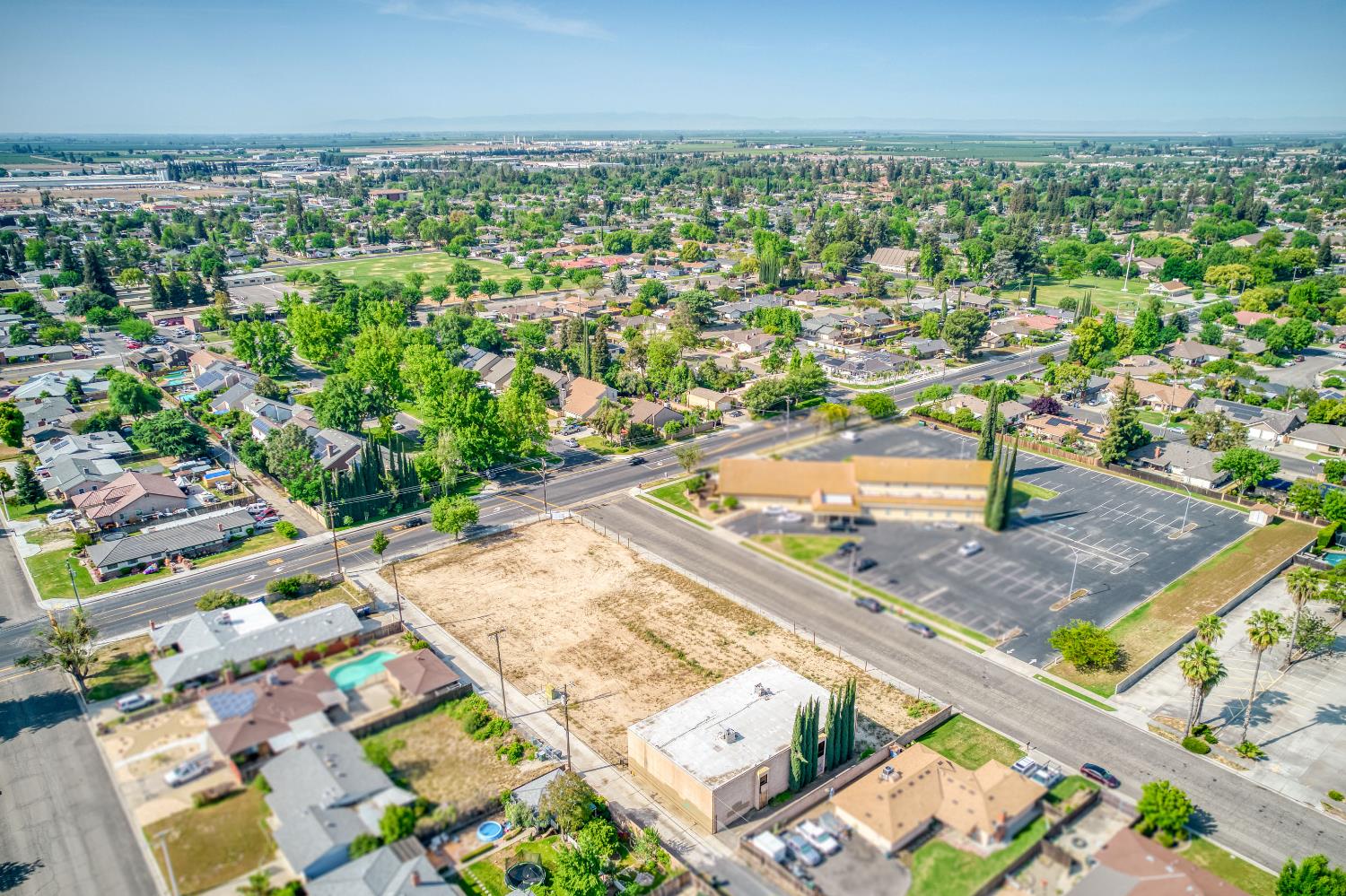 1803 Sunset Ave, Madera, CA 93637