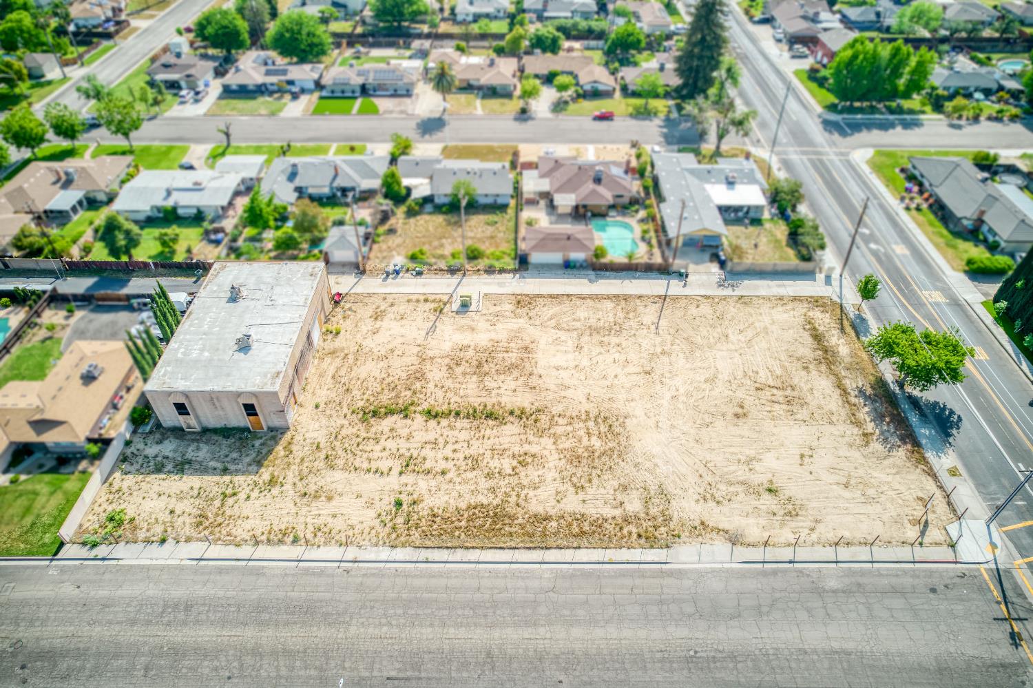 1803 Sunset Ave, Madera, CA 93637