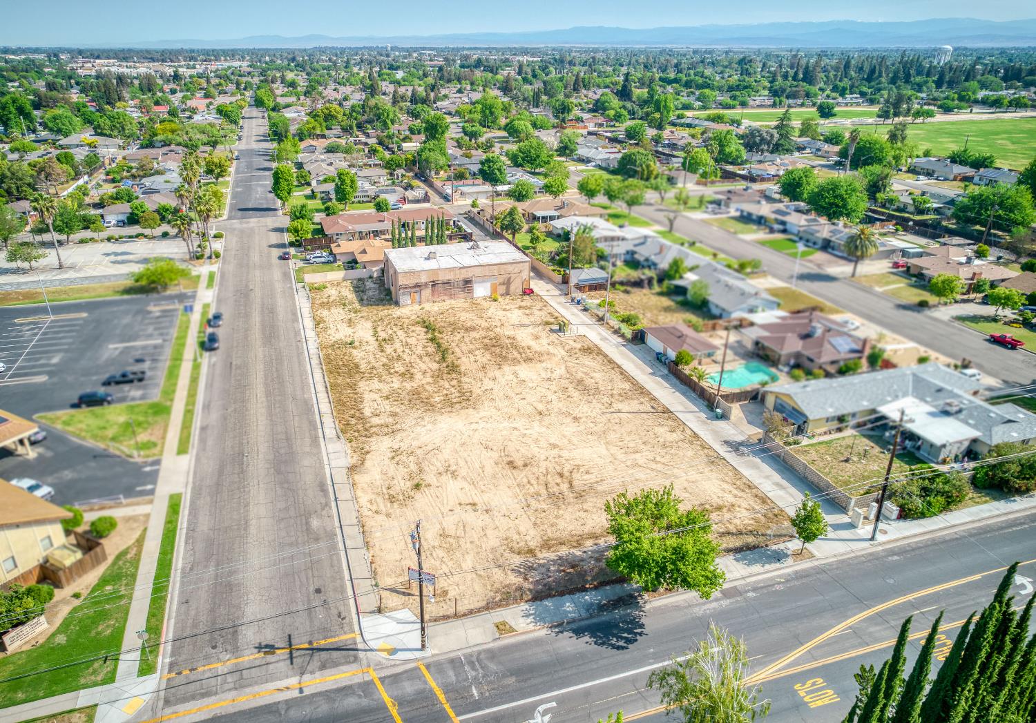 1803 Sunset Ave, Madera, CA 93637