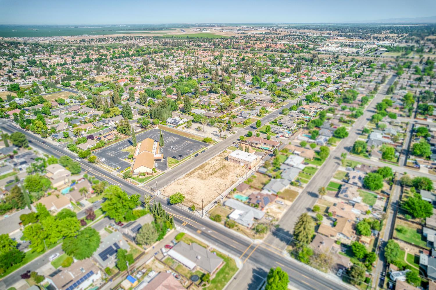 1803 Sunset Ave, Madera, CA 93637