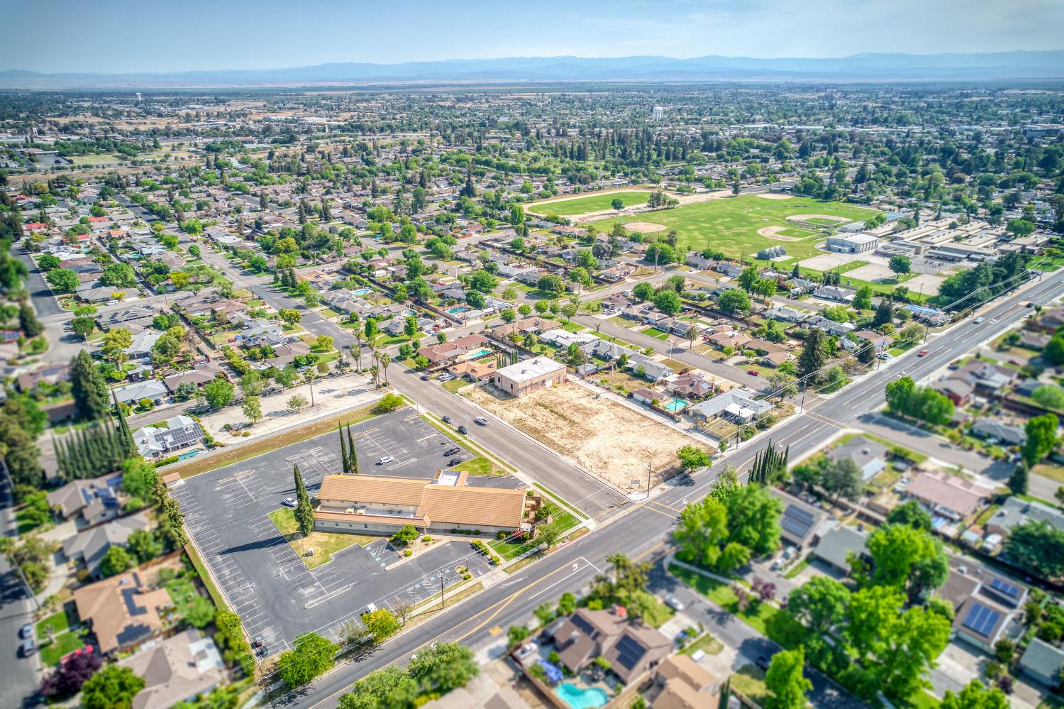 1803 Sunset Ave, Madera, CA 93637