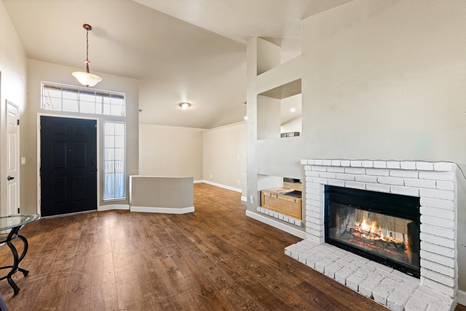 8401 Wilson St, Patterson, CA 95363